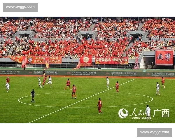 广西恒宸加冕中乙冠军！1.6 万人见证八桂足球历史性时刻